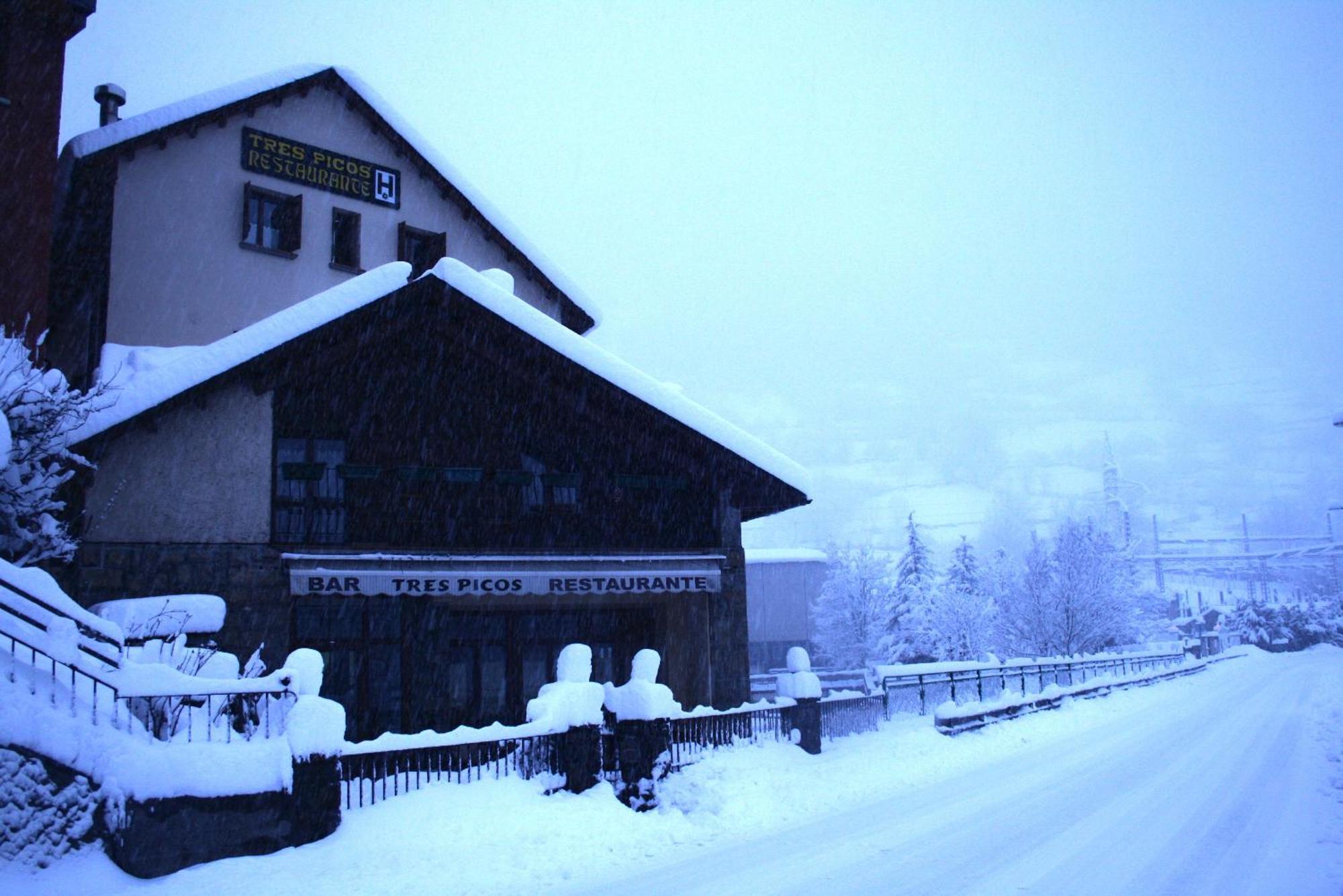 Tres Picos Hotel Eriste Eksteriør billede