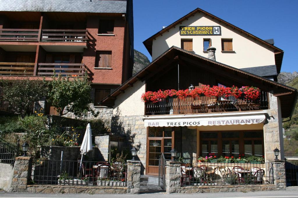 Tres Picos Hotel Eriste Eksteriør billede